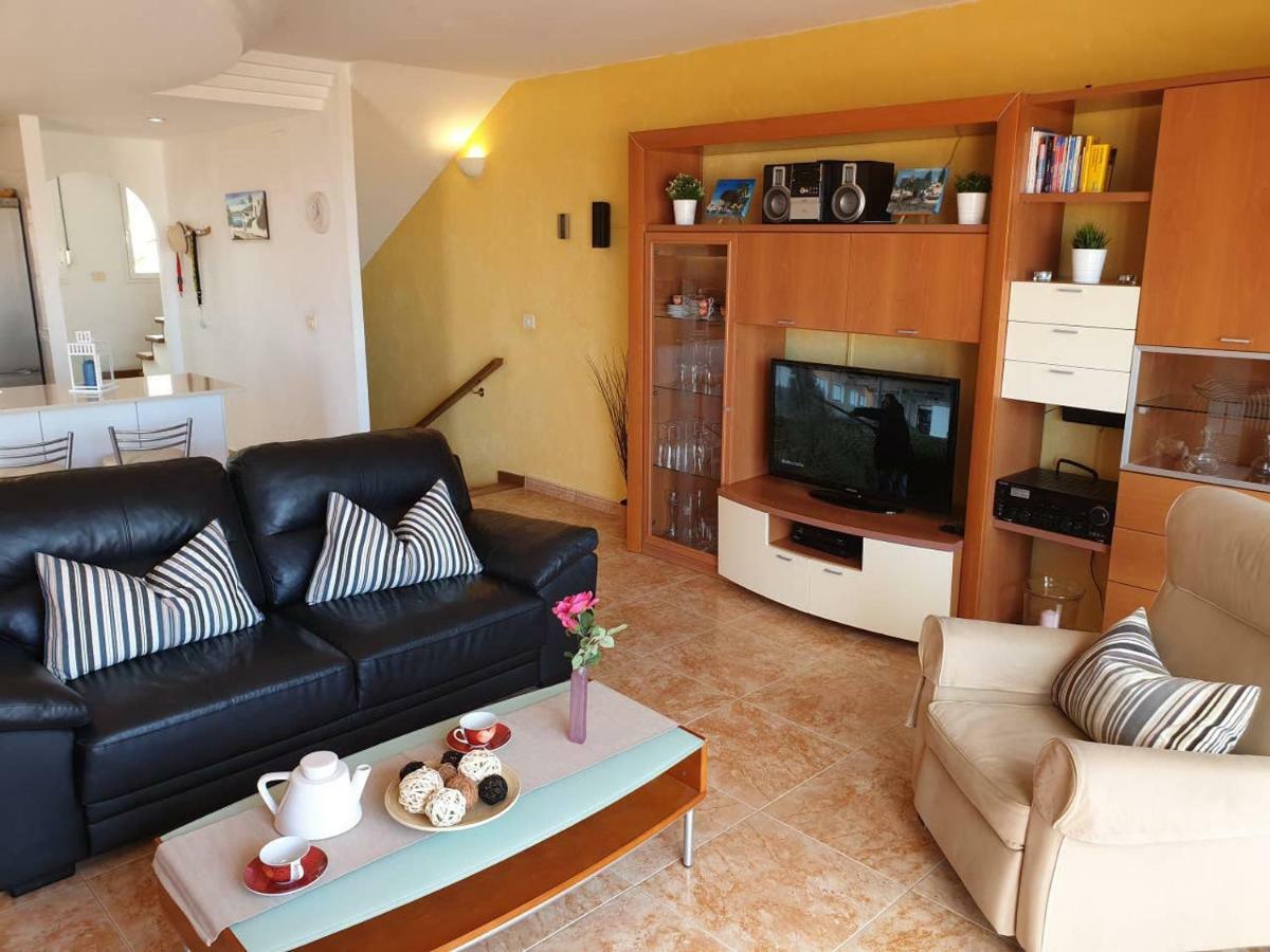Villa Roque Del Conde With Private Pool, Terrace With Fantastic Sea Views, Wifi, Garden, Garage Adeje Eksteriør billede