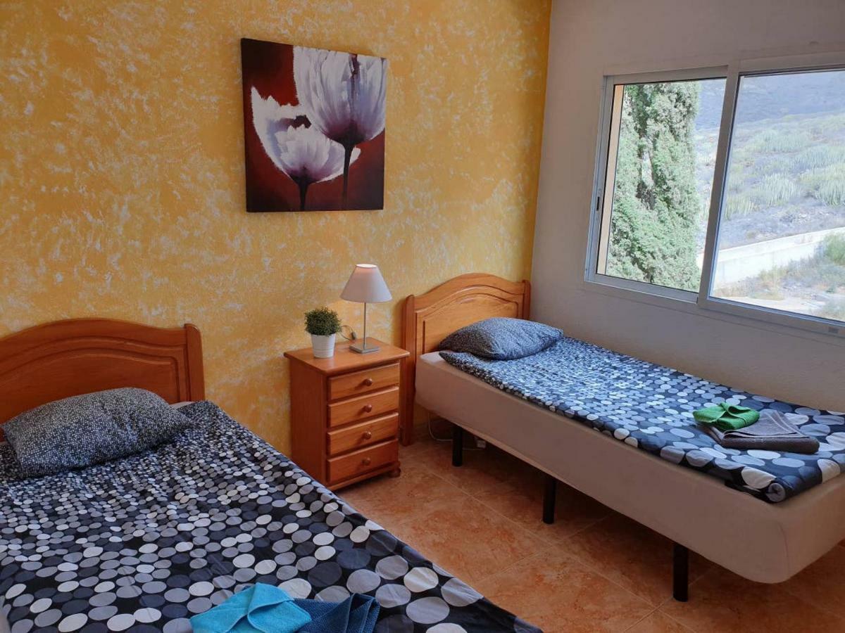 Villa Roque Del Conde With Private Pool, Terrace With Fantastic Sea Views, Wifi, Garden, Garage Adeje Eksteriør billede