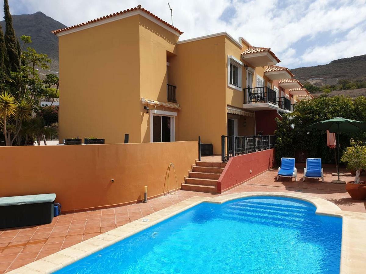 Villa Roque Del Conde With Private Pool, Terrace With Fantastic Sea Views, Wifi, Garden, Garage Adeje Eksteriør billede