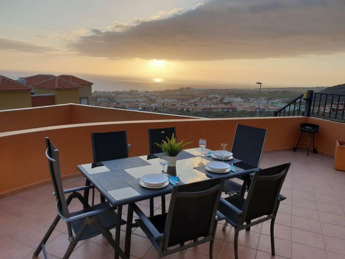 Villa Roque Del Conde With Private Pool, Terrace With Fantastic Sea Views, Wifi, Garden, Garage Adeje Eksteriør billede